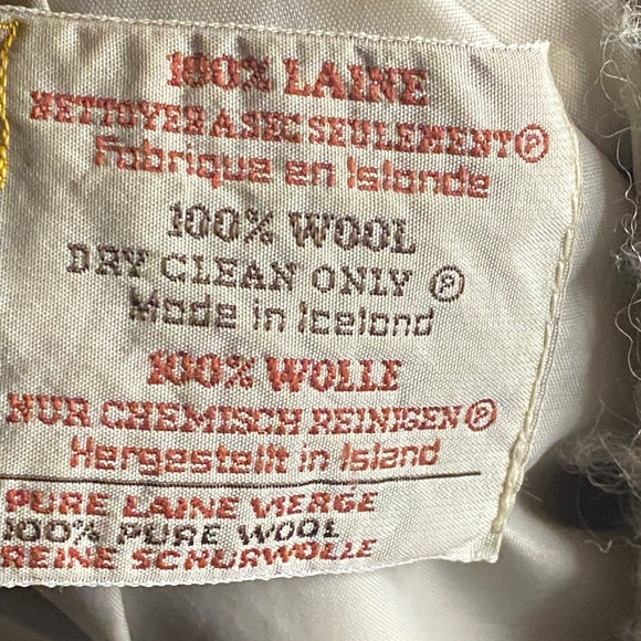 Hilda Ltd. Cream and  gray thick Wool Coat made in Iceland size large button up - Picture 8 of 8